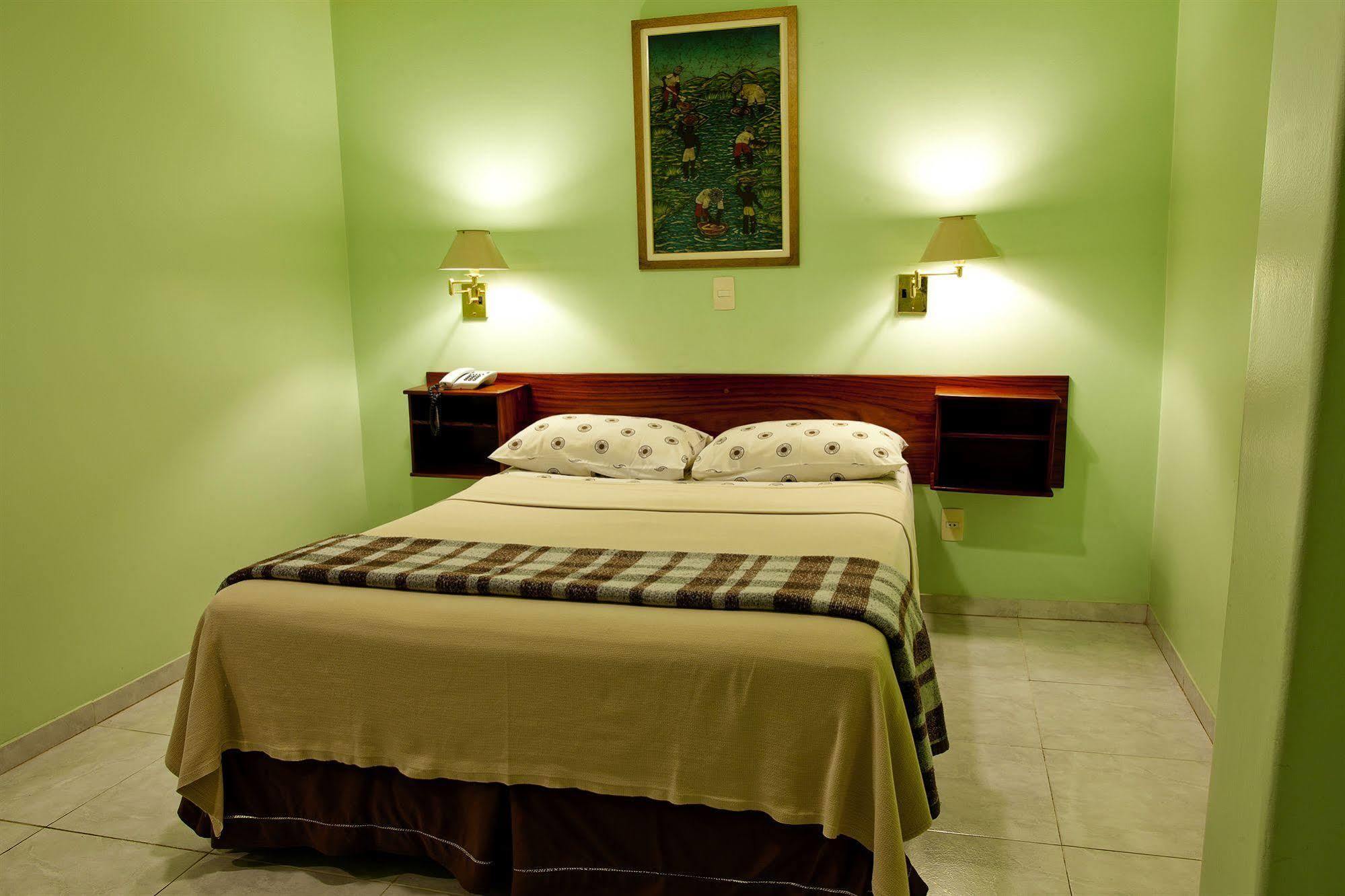 Lider Hotel Manaus Luaran gambar
